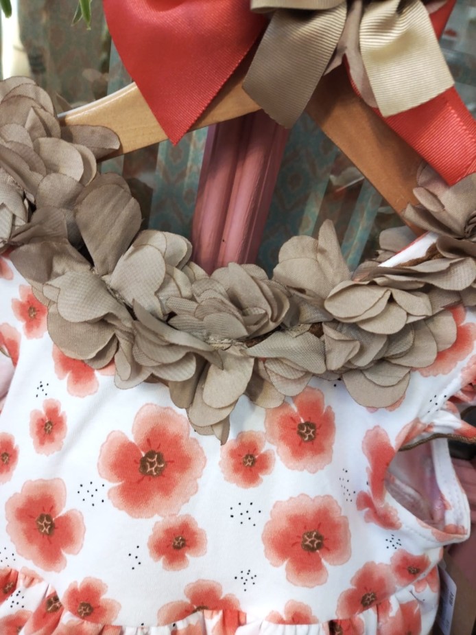 JESUSITO CON CUBRE PUNTO POPPY