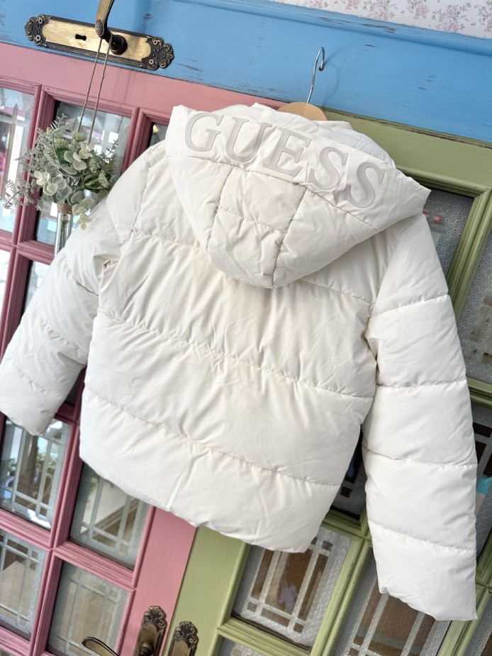 PUFFER BLANCO ROTO GUESS