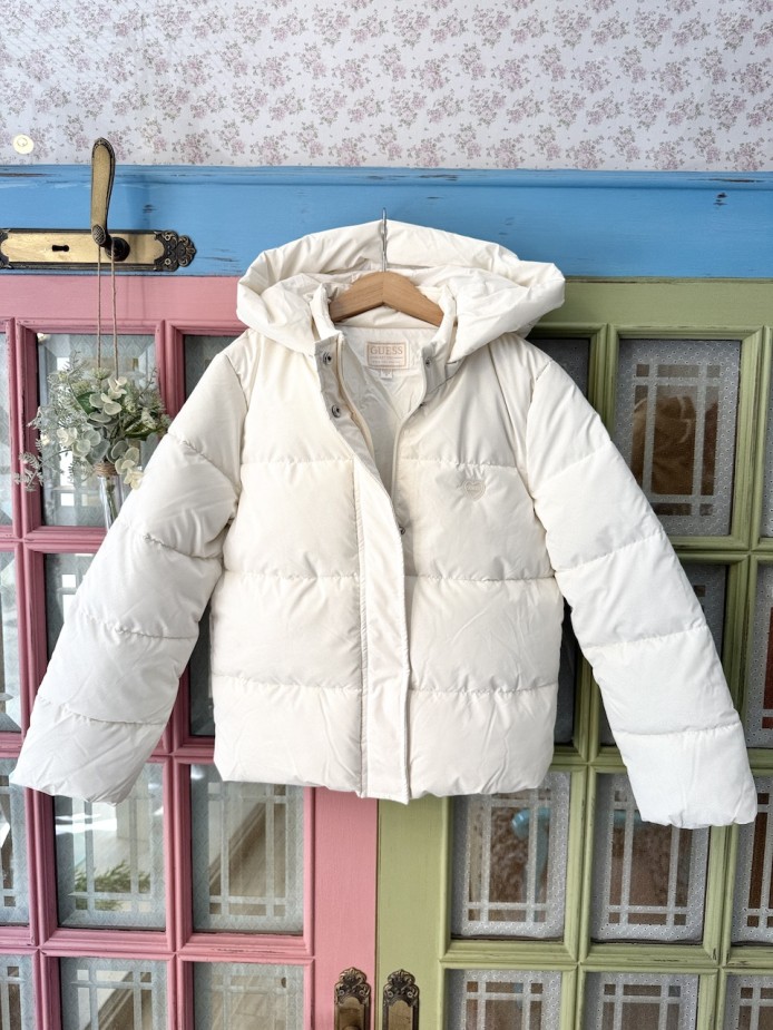 PUFFER BLANCO ROTO GUESS