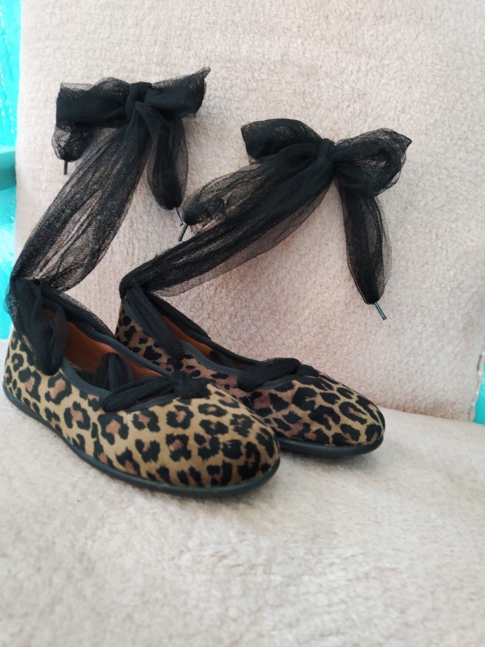 bailarina leopardo niña