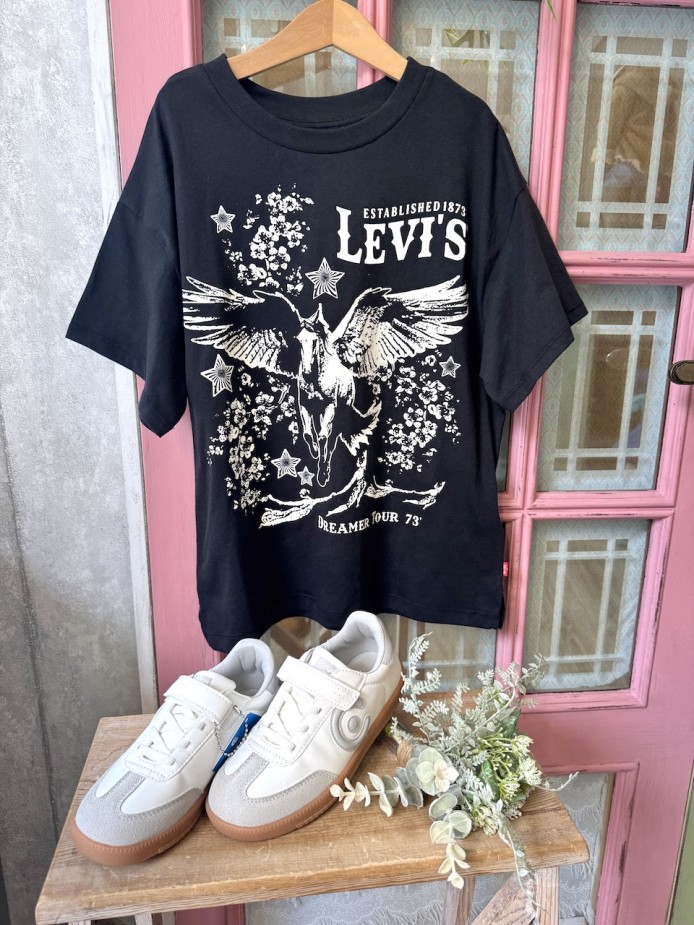 camiseta Levi´s niña