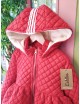 abrigo rojo para niña