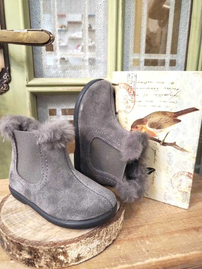 Bota gris para niño y niña