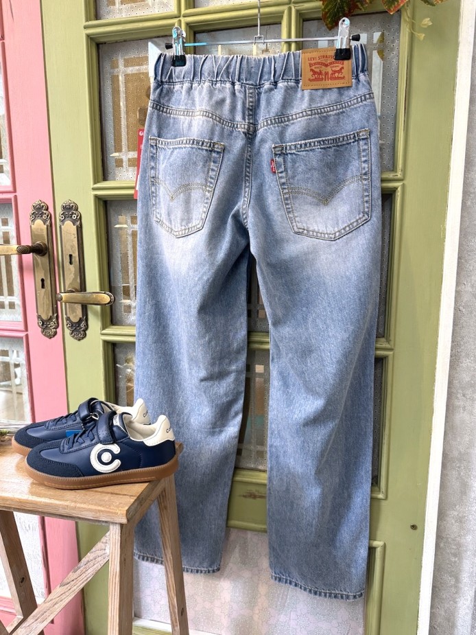 LEVIS ANCHO NIÑO