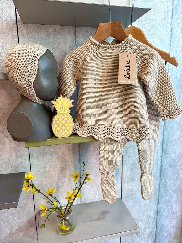 Conjunto punto bebé arena