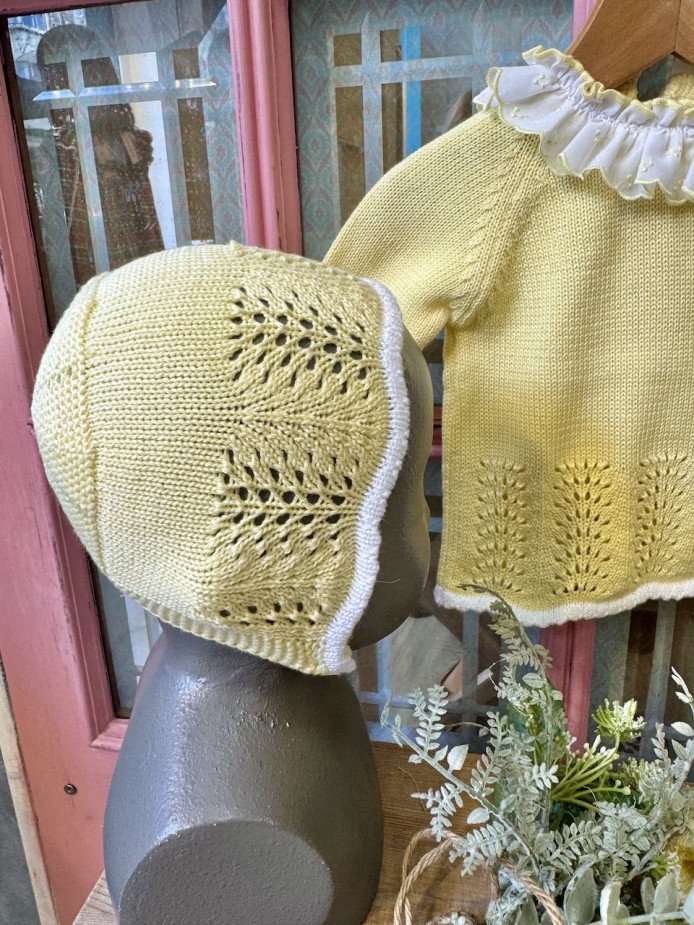 JUBÓN CON POLAINA Y CAPOTA AMARILLO ONIX