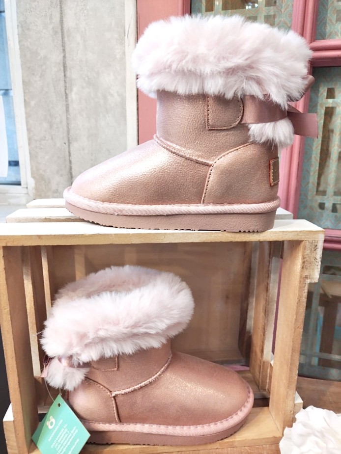 AUSTRALIANA ROSA NIÑA