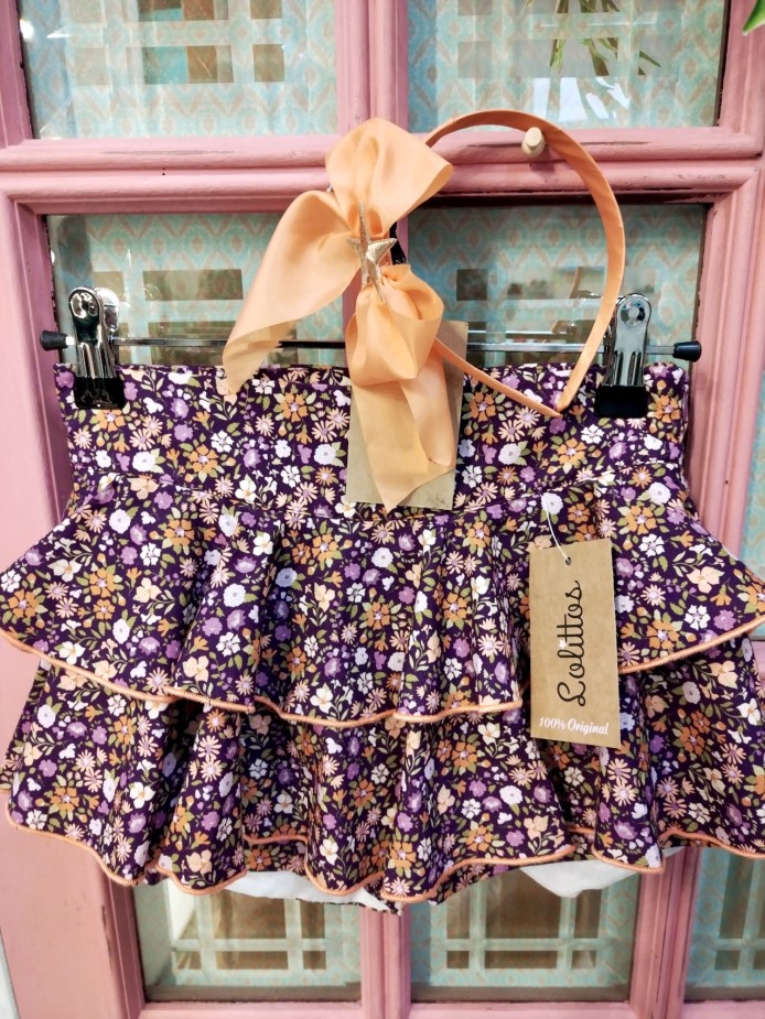 SHORT ALICIA VOLANTES