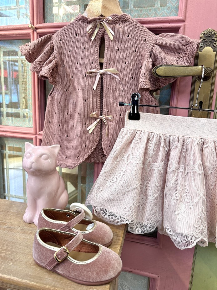 TOP PUNTO Y CUBRE/FALDA DUQUESITA