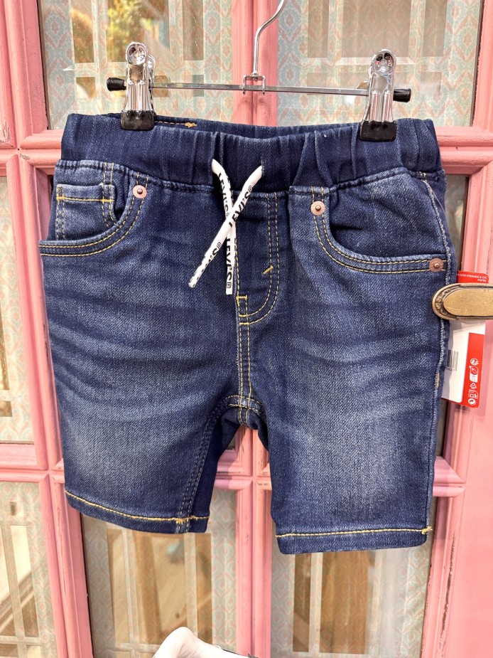 LEVIS NIÑO
